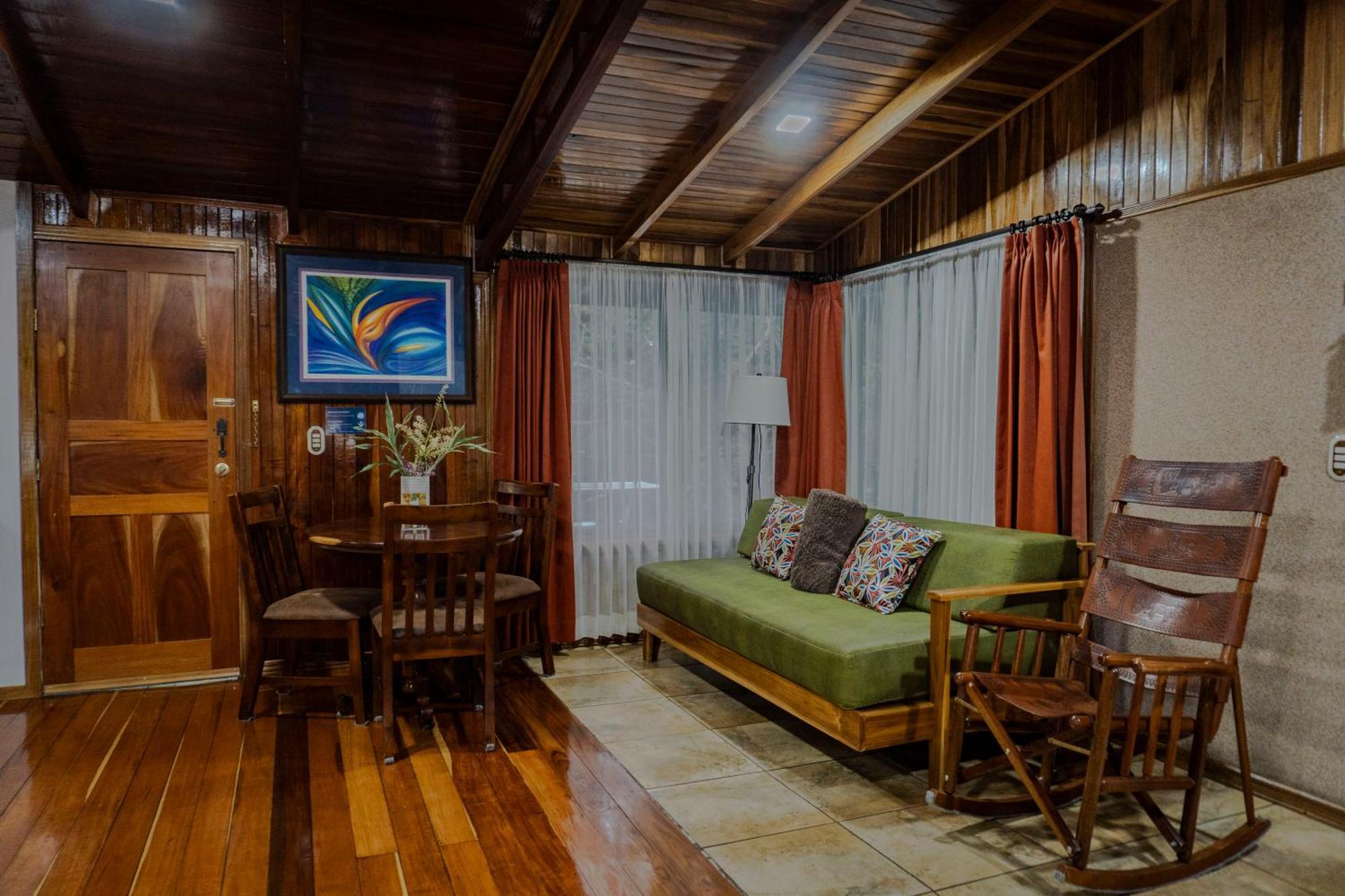 Los Pinos Cabins & Reserve Monteverde Стая снимка